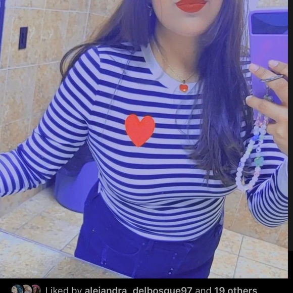 Shein Long Sleeve CropTop with Heart Detail size L - Picture 1 of 1